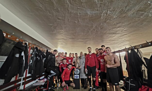 Derbysieg, Geburtstagssieg & Sponsorenerfolg – ein perfekter Spieltag für den TSV Ronsdorf